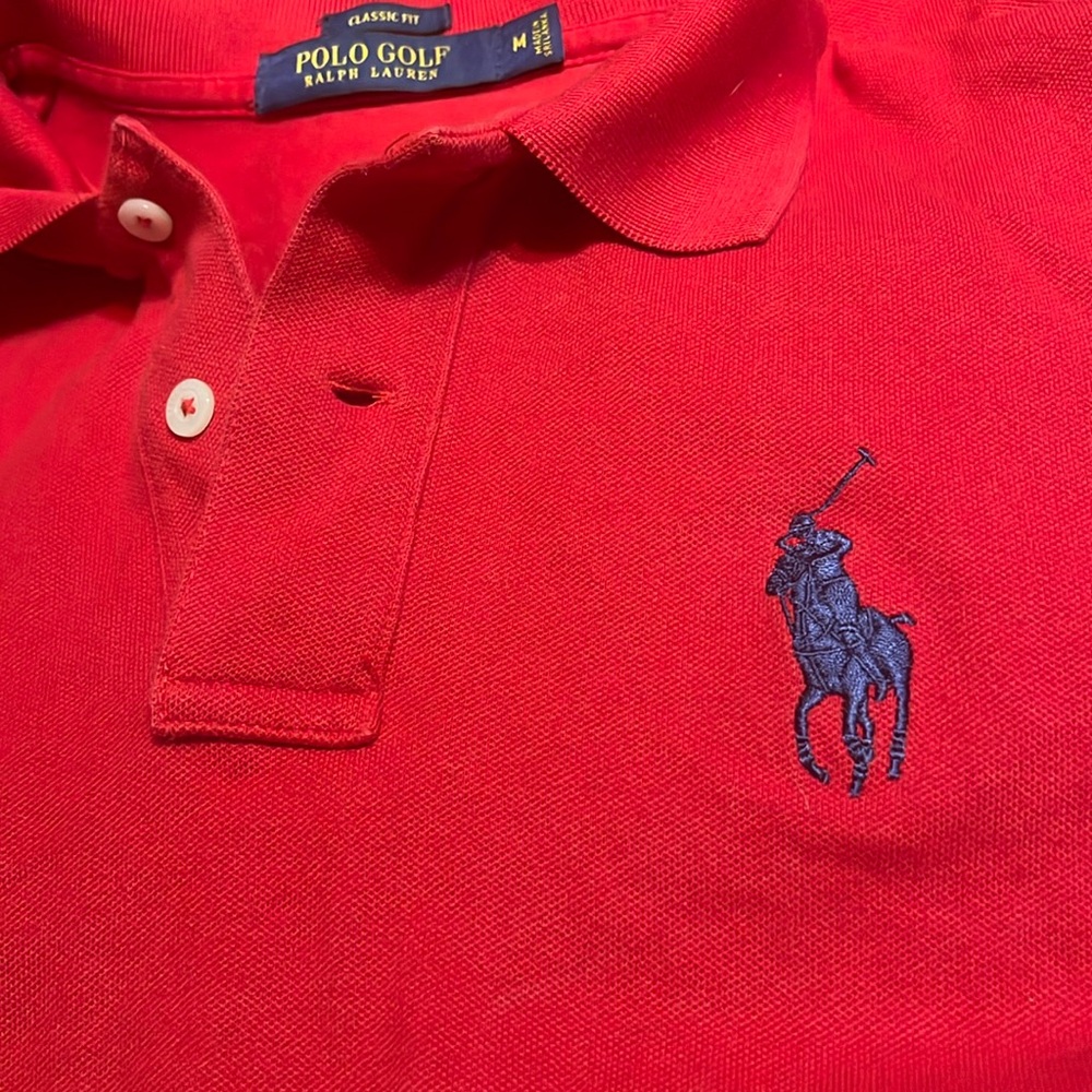 Polo Golf RALPH LAUREN size Medium red polo. LIKE NEW